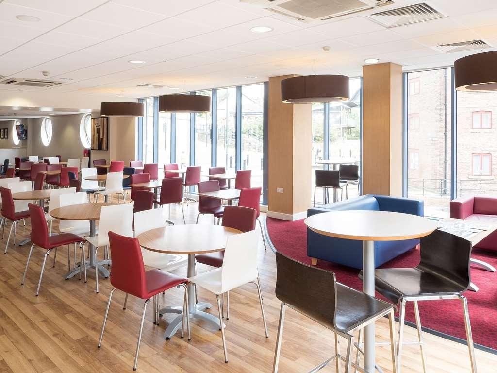 Travelodge Newcastle Central Restaurang bild